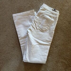 White Women's Slim Straight Jeans - Classic Clean Look